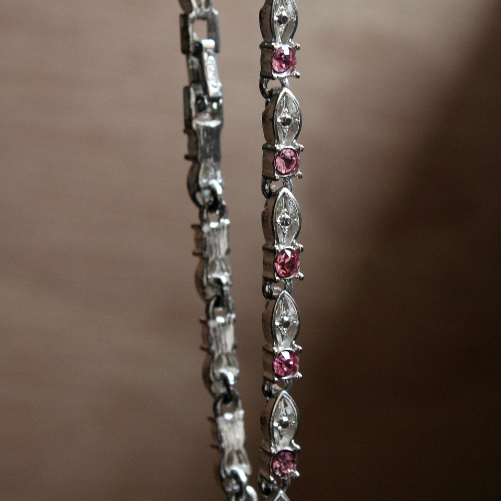 🌿 Pink Stone Link Chain Bracelet